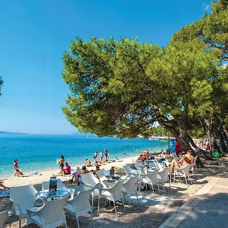 In With Heated Swimming Pool Makarska